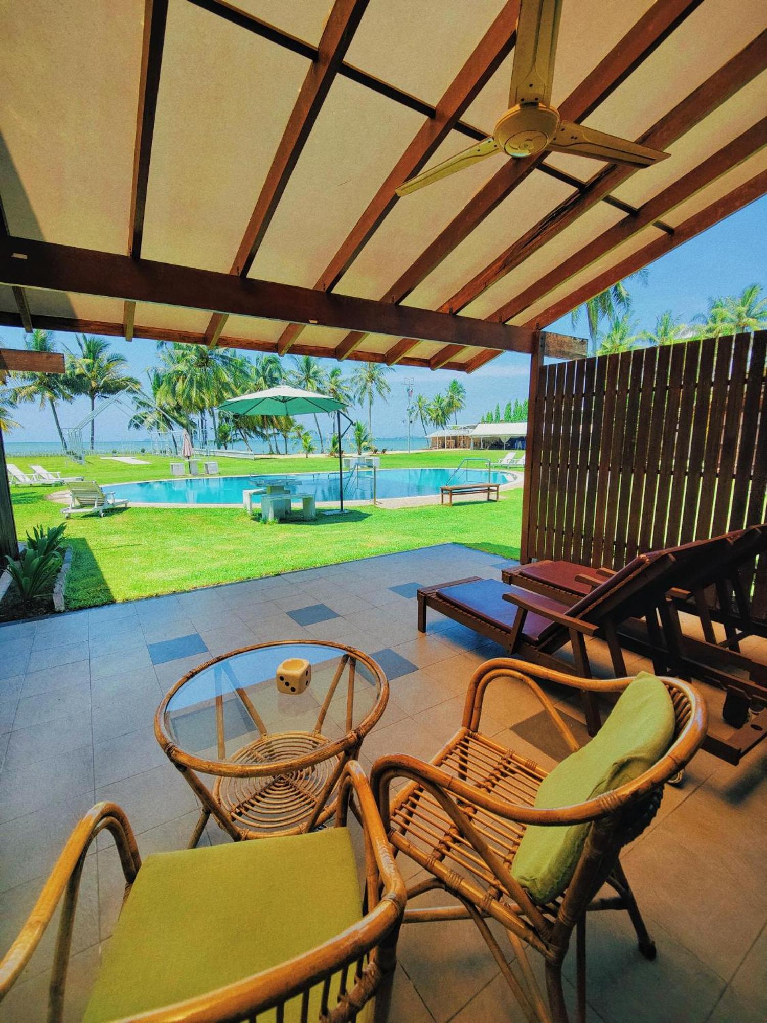 Langkah Syabas Beach Resort Kinarut Zewnętrze zdjęcie
